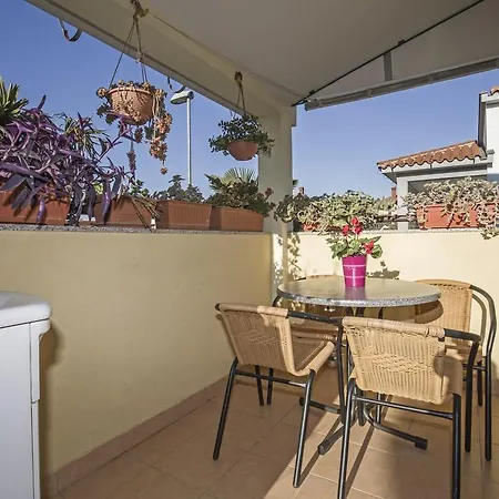 Apartment Apartments Rozalina