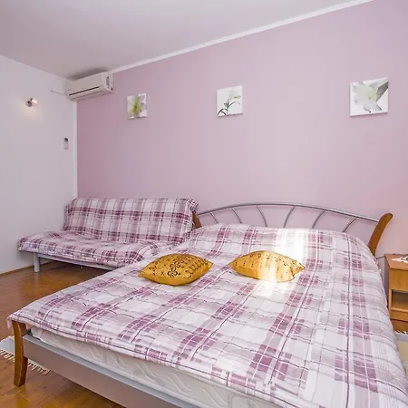 Apartments Rozalina Apartment