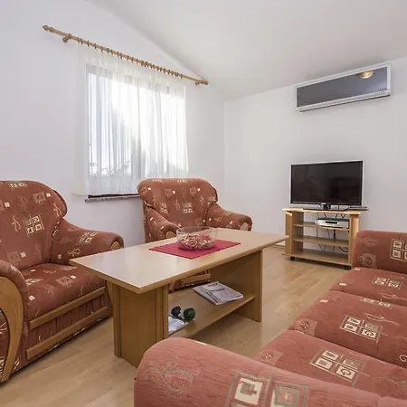 Apartment Apartments Rozalina *