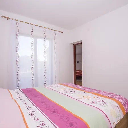 Apartment Apartments Rozalina *